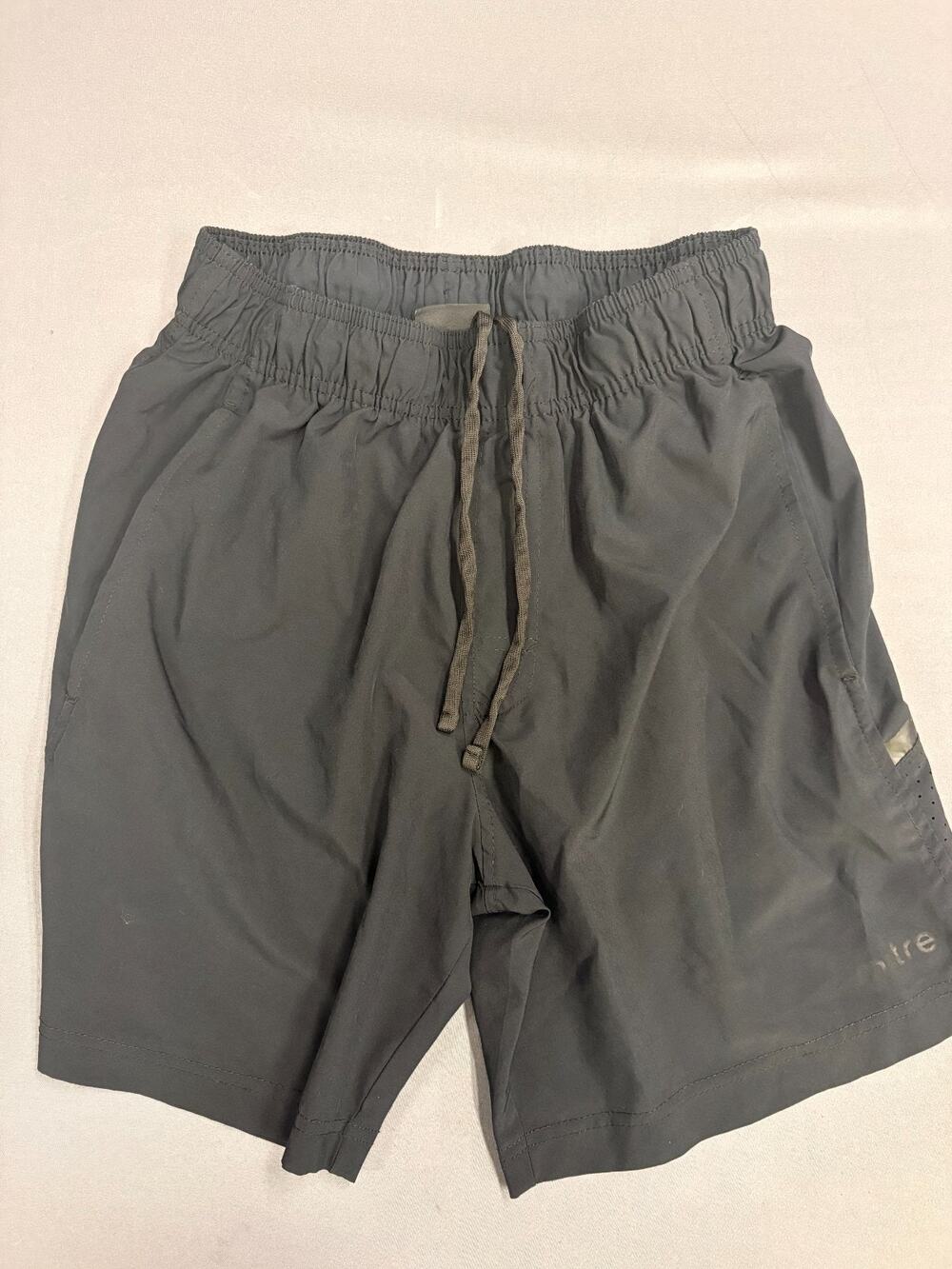 Mitre Different League Active Shorts Mens Small 7" Side-Pockets Carbon Black